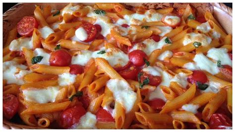 Zapečené těstoviny s mozzarellou